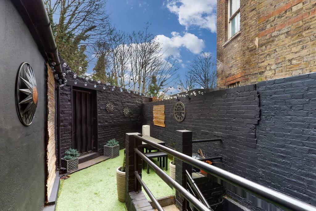 Lovely 2 Bedroom Apartment Near Highgate Station Londra Exterior foto